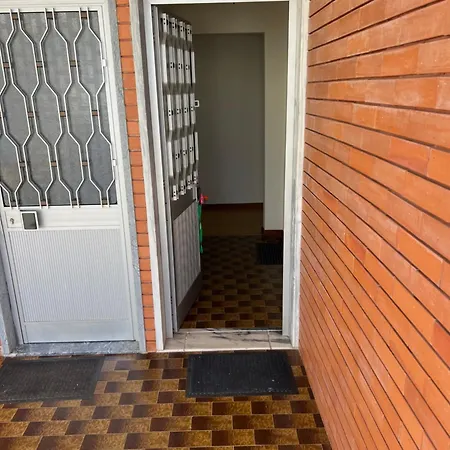 Moradia Perto Da Viamar Appartamento